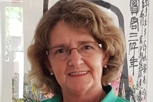 Helga Inden-Heinrich
